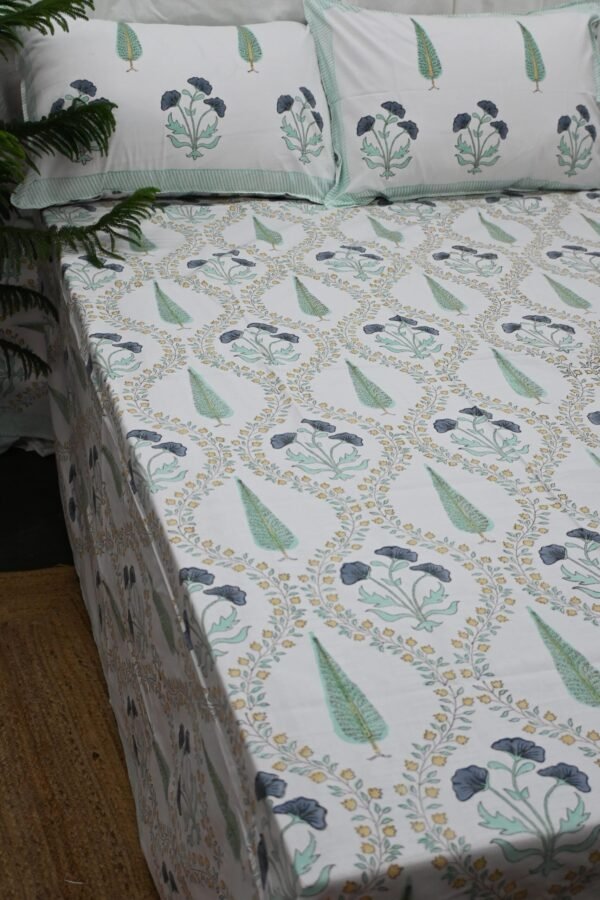 Hand Block Printed Bed Sheet and Pillowcase Set Fitted Bedsheet (queen)